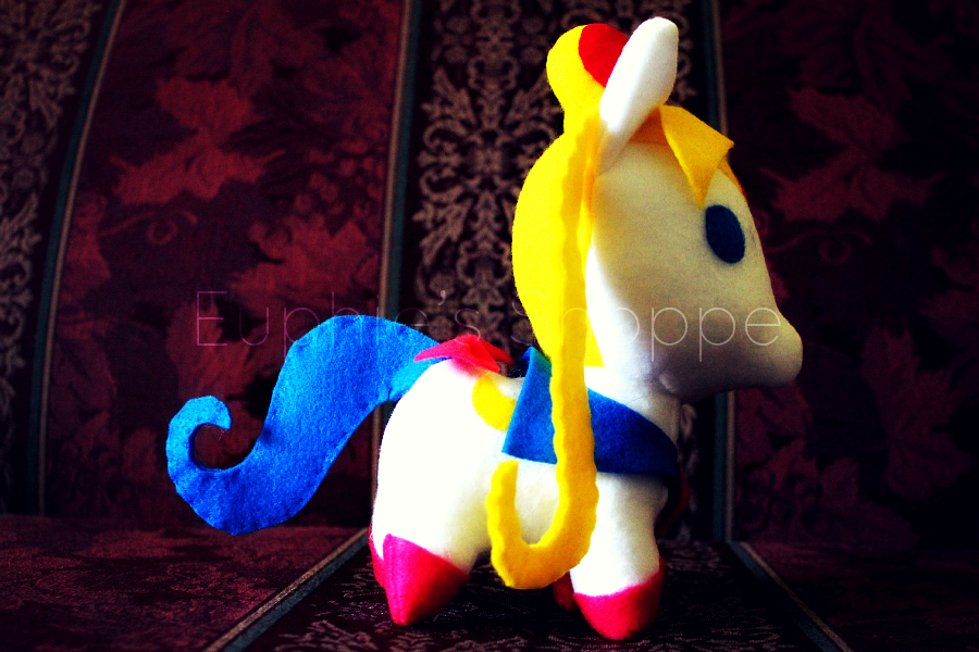 Sailor Moon Pony Right Side