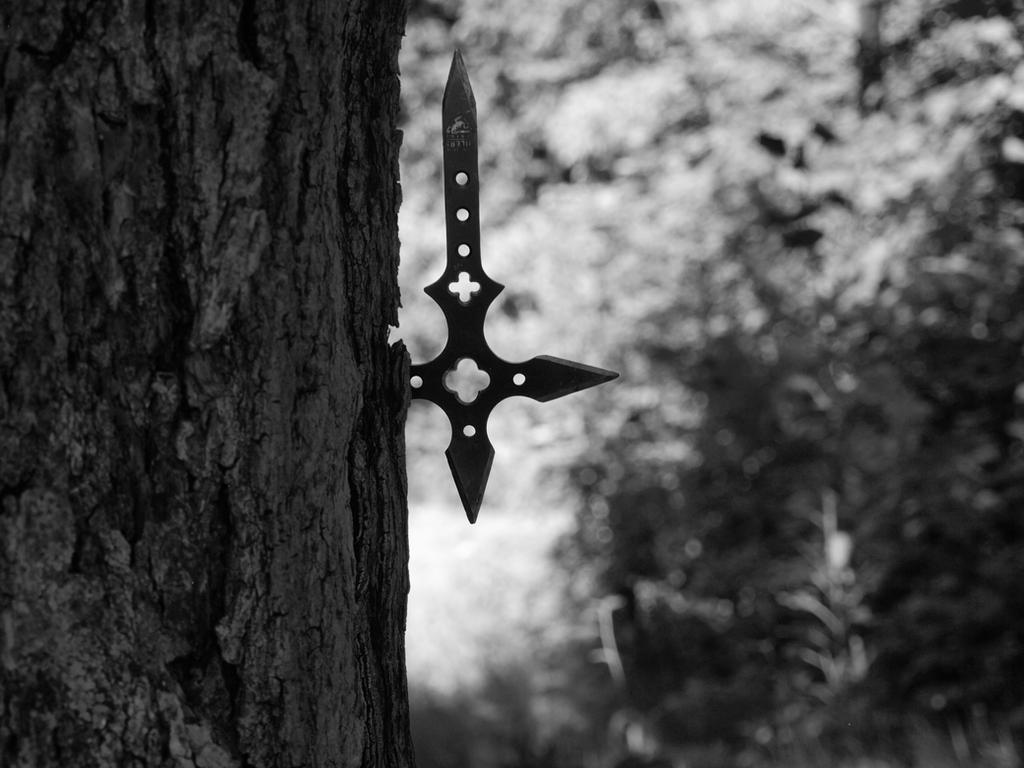 Throwing Cross Throwing Cross by coliho on DeviantArt