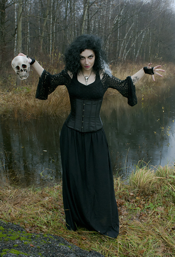 Bellatrix Lestrange 01