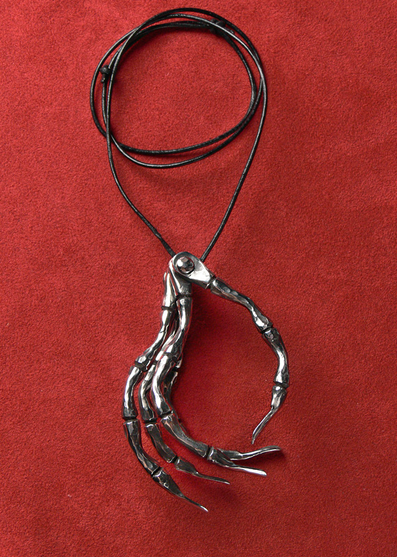 Skeleton Hand Pendant v.2