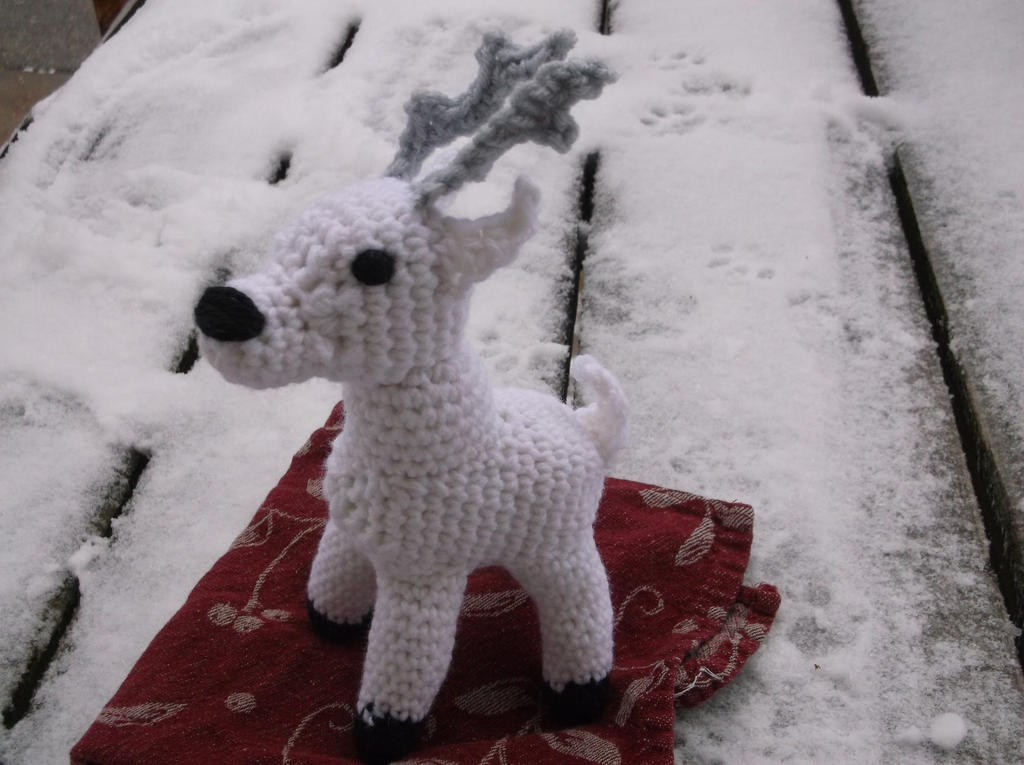 Crochet White Deer