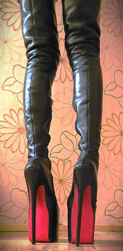 Thigh high platform boots by arteesz158 on DeviantArt