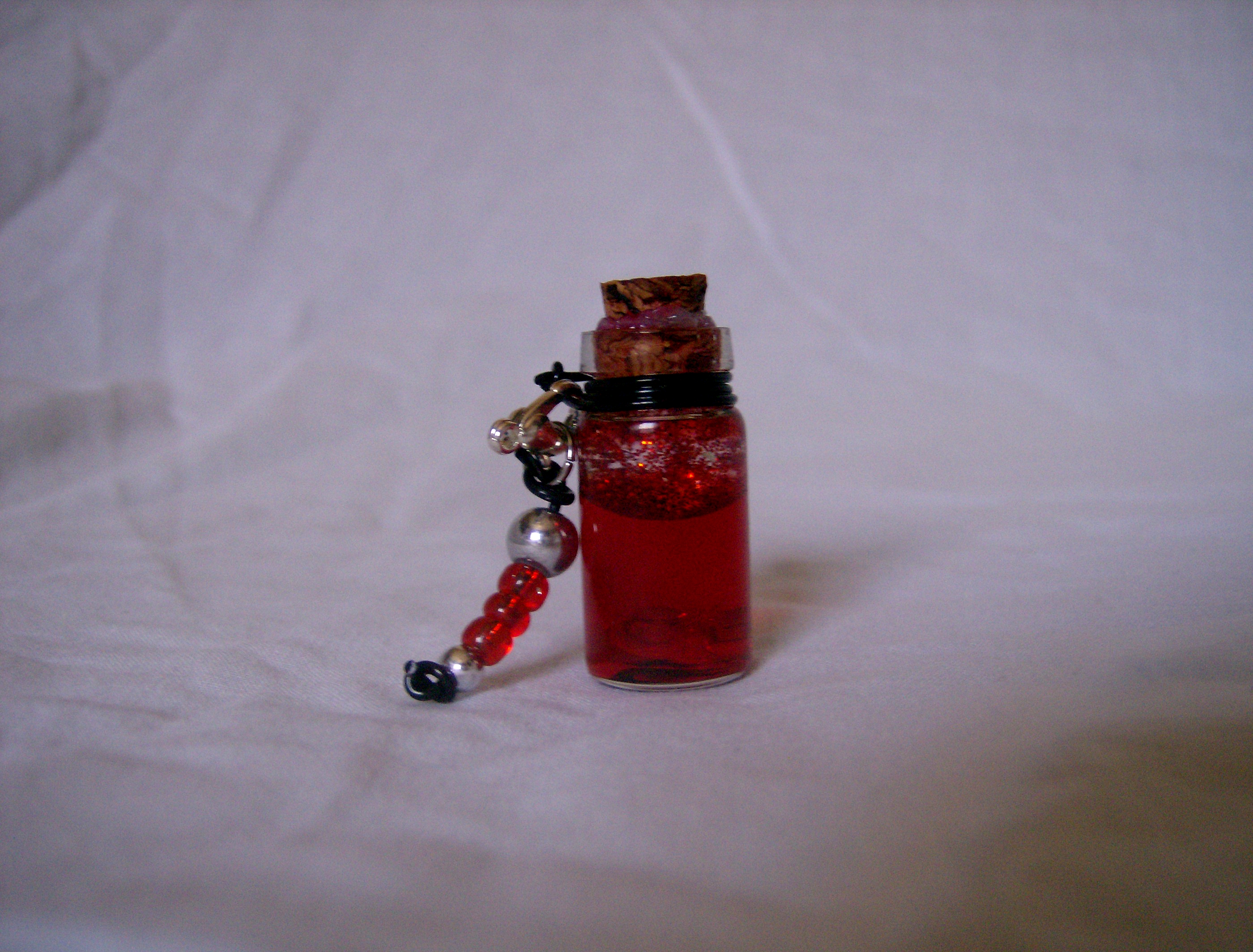BottleScape: Custom: Health Pendant
