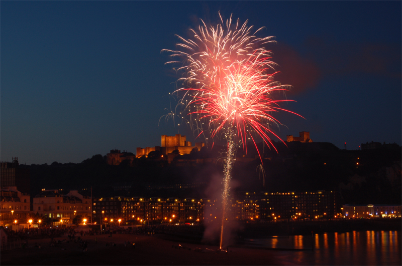 Dover Fireworks Photo B by Mookey20 on DeviantArt