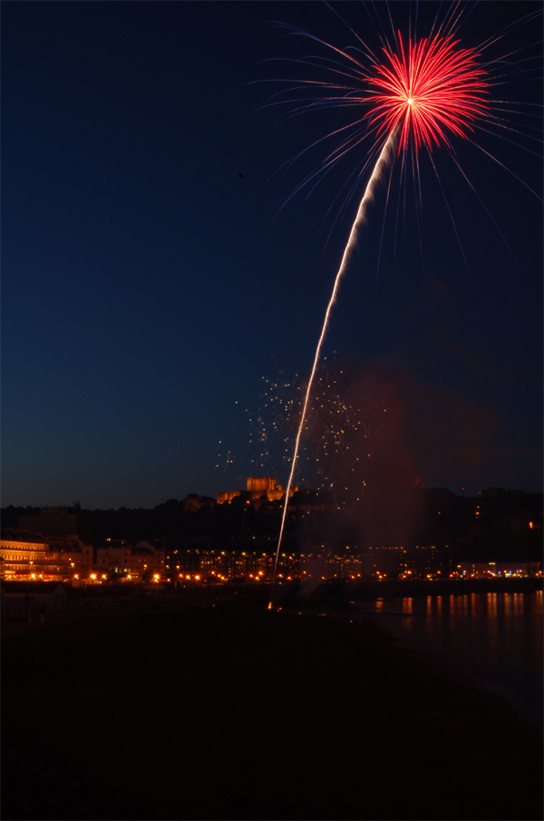 Dover Fireworks Photo C by Mookey20 on DeviantArt