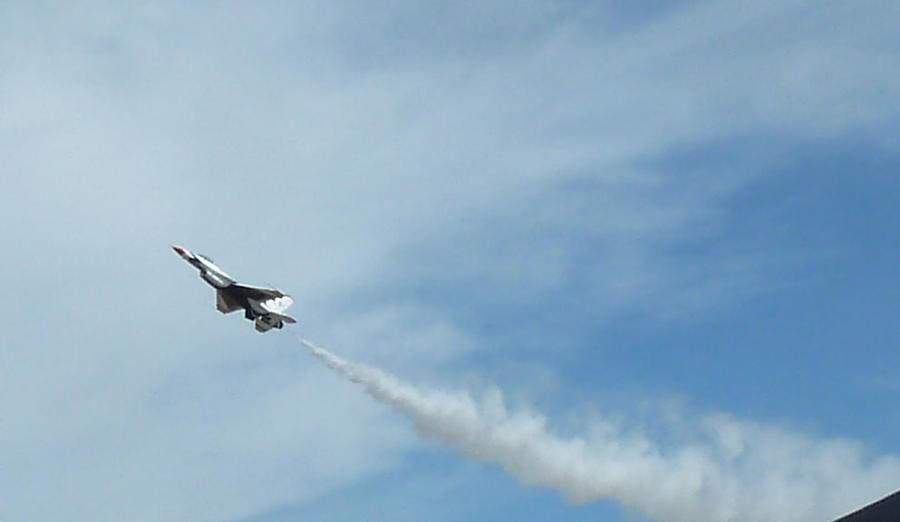 Thunderbirds at the Oregon International Airshow