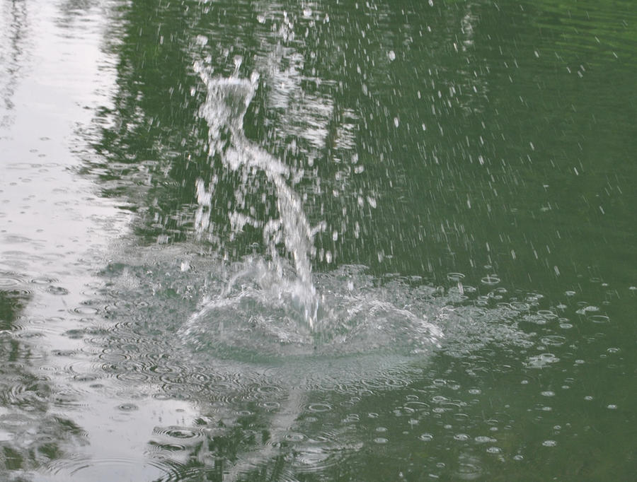 Dev D Water Splashing Splashing water by akatsukipikka on DeviantArt