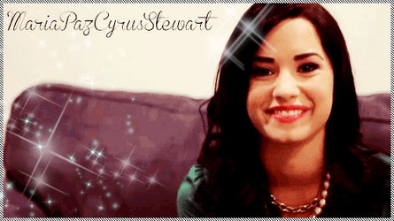 +Gif de Demi Lovato:3