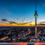 Berliner Fernsehturm at sunset