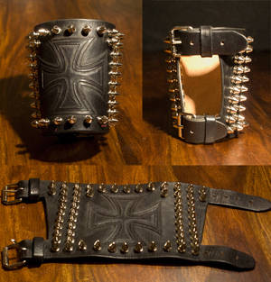 spiked Bracers Iron Cross