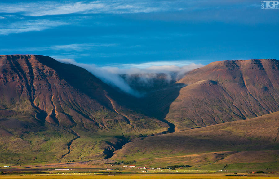 Reykjarholl valley