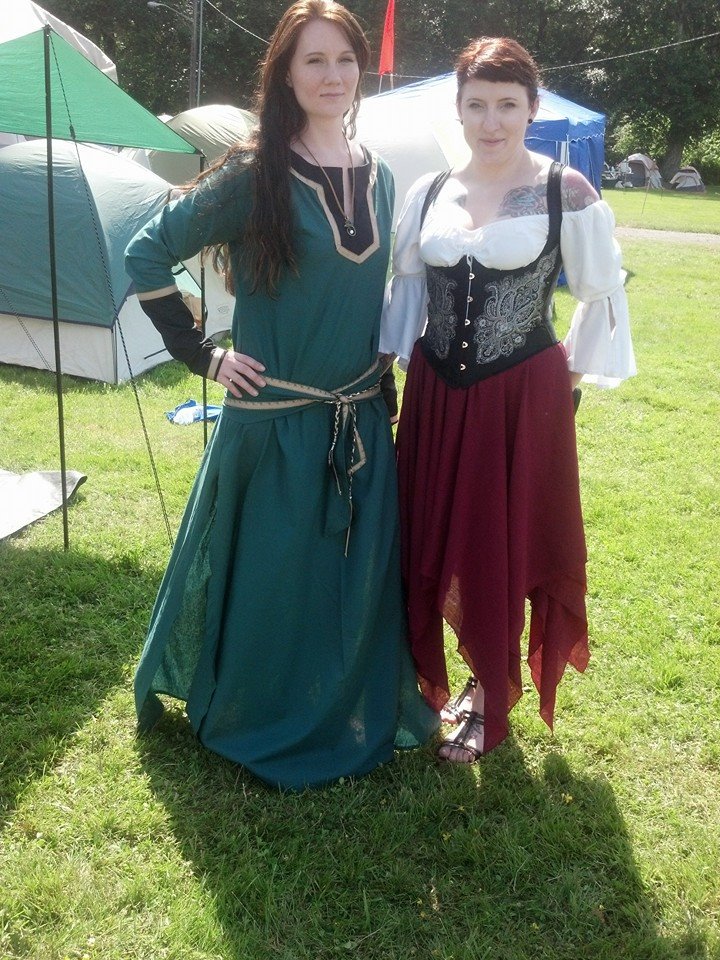 Ren faire garb