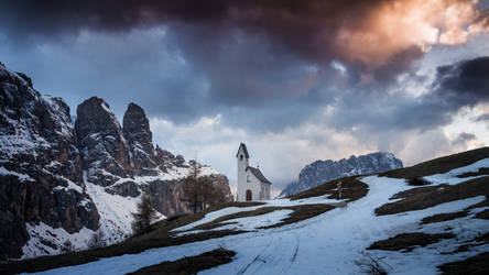 Chapel at Gardena Pass