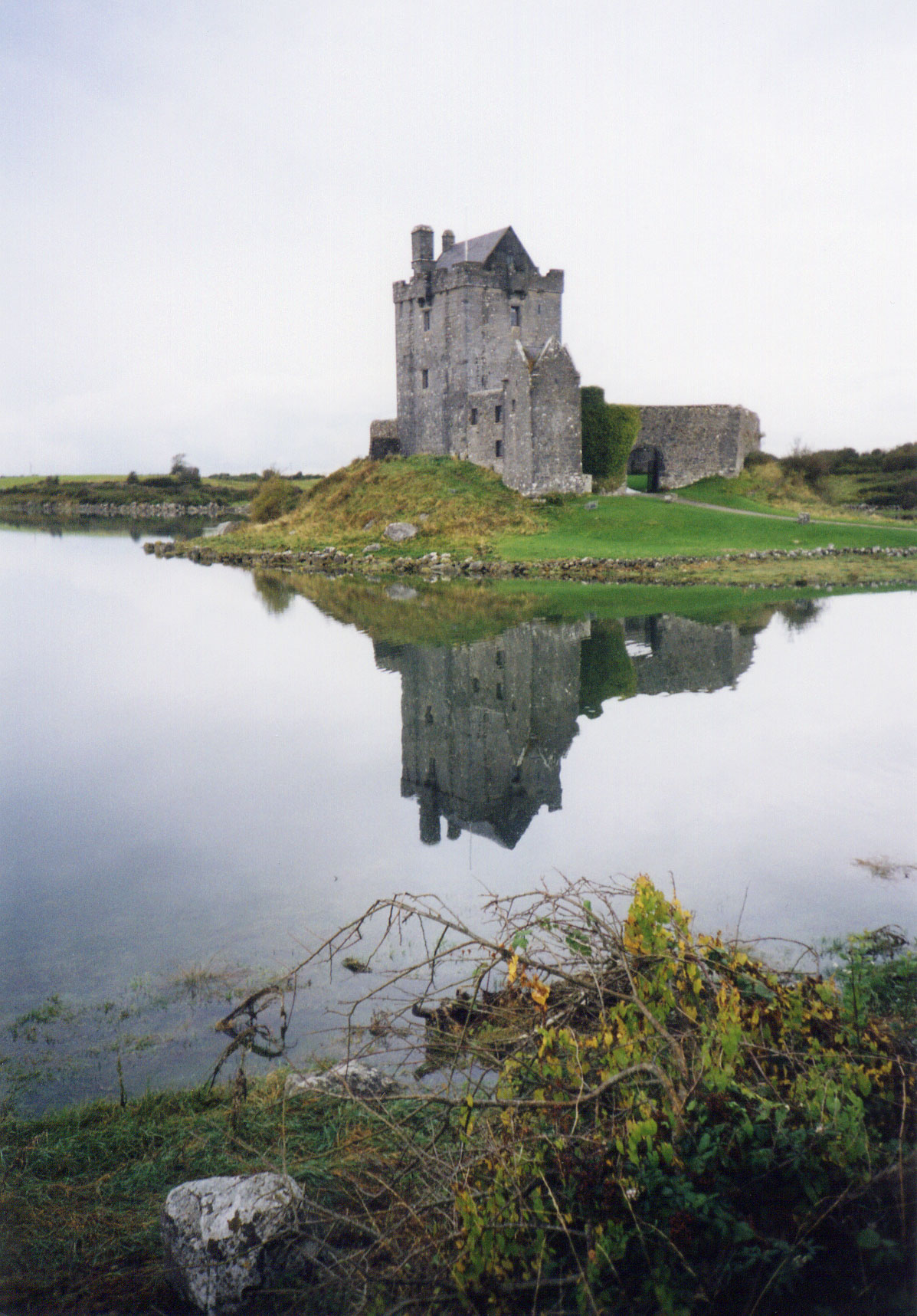 Dunguaire castle (by imp13)