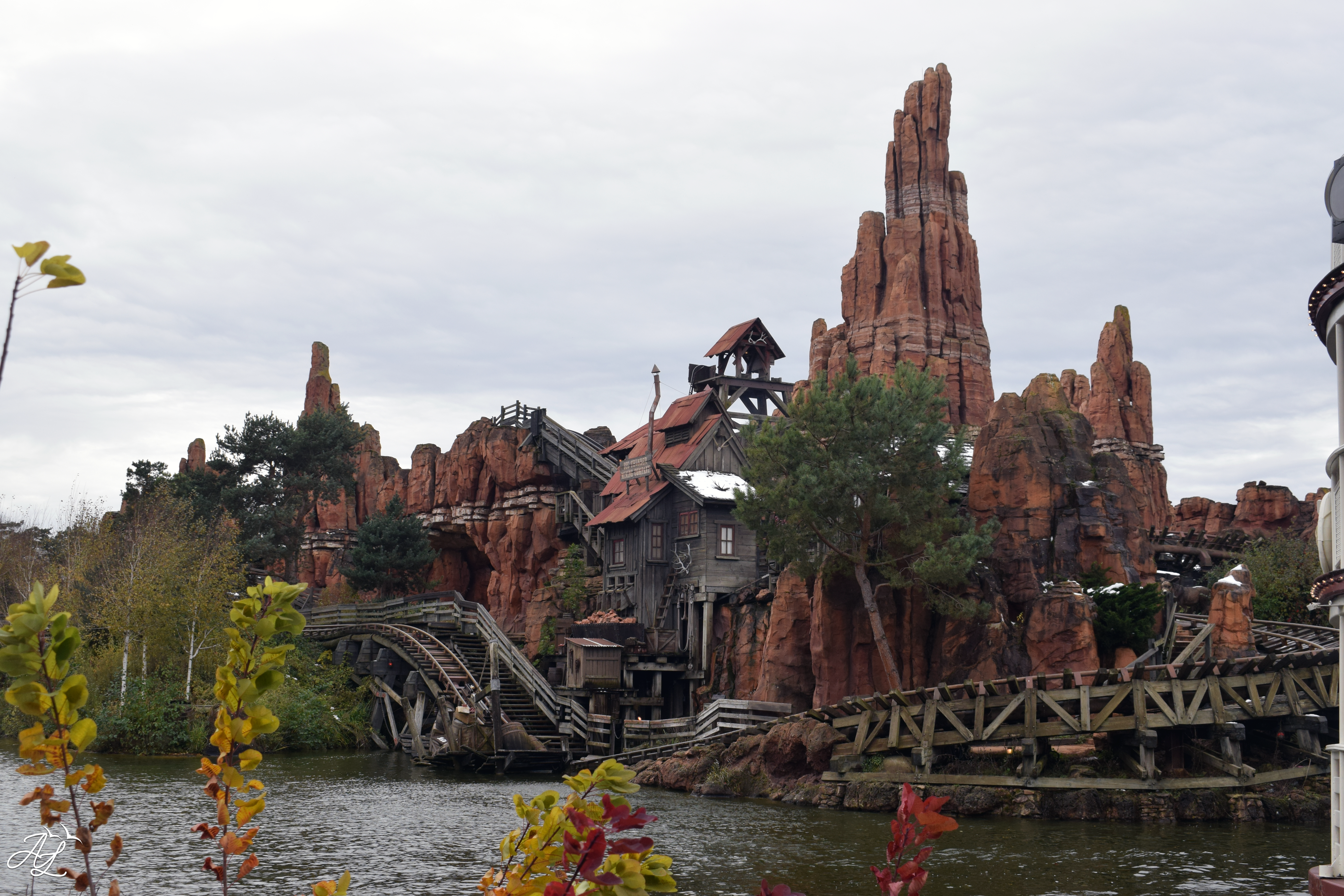Big Thunder Mountain (2/2)