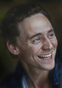 Tom Hiddleston