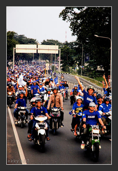 Viking Persib Club Convoy..