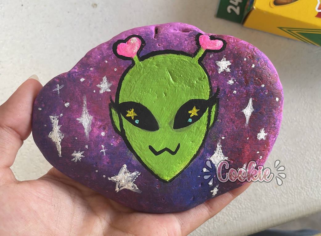 Alien rock painting by ItzAlexArtz on DeviantArt