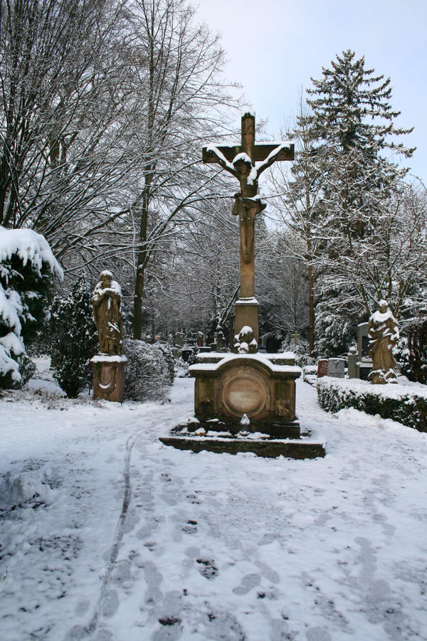Winter cemetery stock 03
