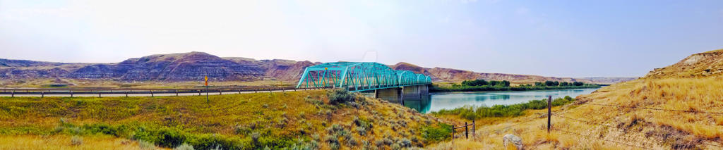 Blue Bridge: Panoramic