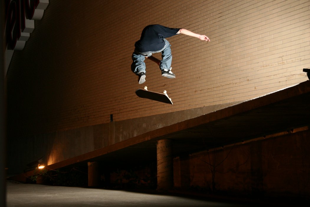 Max Nollie Bigspin Heelflip