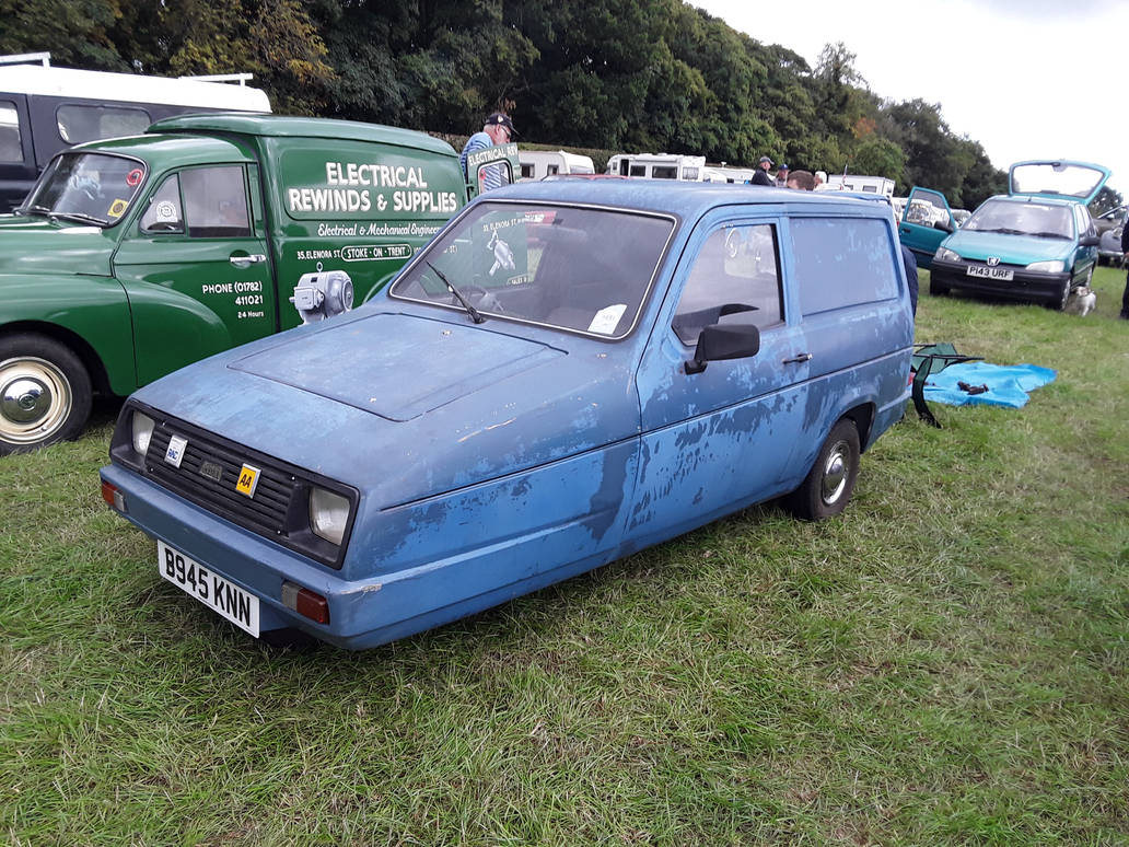 A Reliant RIALTO (Year 1984 or 1985). by WadeHavyBeLt3W6 on DeviantArt