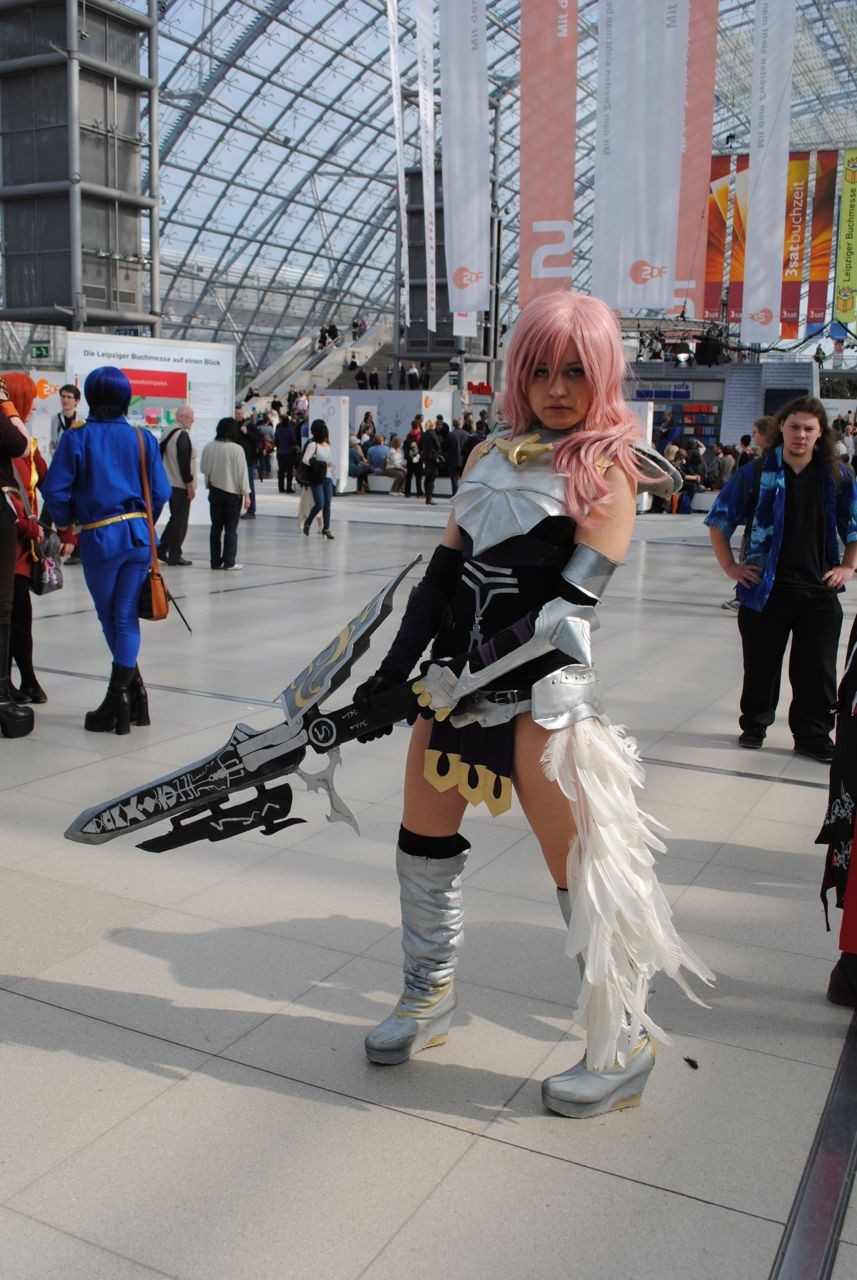 Lightning Cosplay