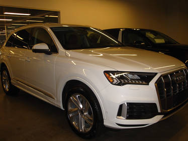 2023 AUDI Q7 55 TFSI Premium QUATTRO (III)