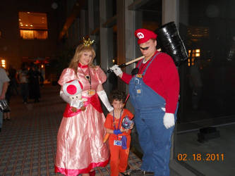 Peach little Goku and Mario