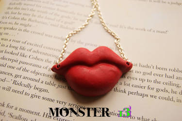 CherryBomb Lips necklace