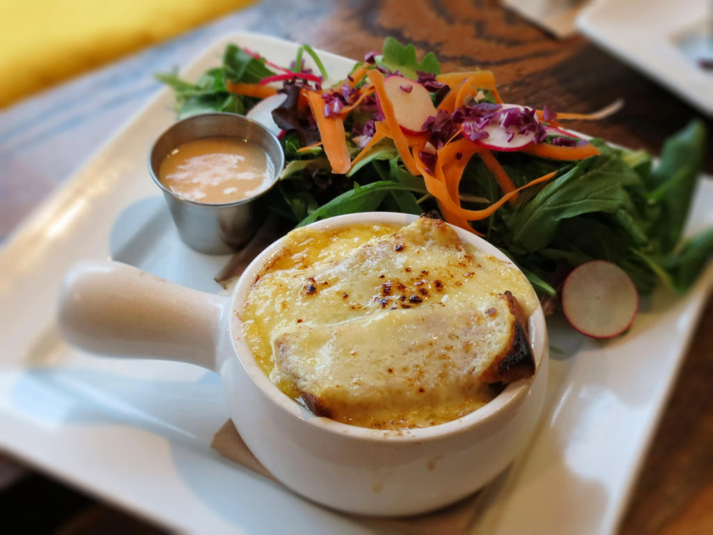 French Onion Soup au Gratin