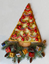 Christmas Tree Pizza by Kitteh-Pawz