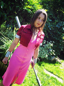 Aerith Gainsborough - FFVII Cosplay