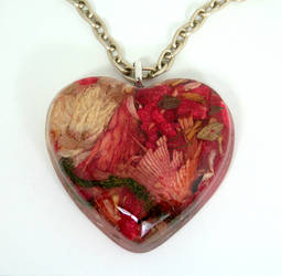 Potpourri Necklace