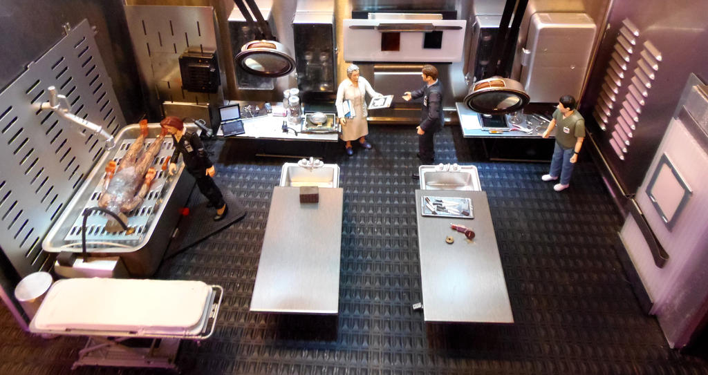 X-Files Autopsy Room Diorama