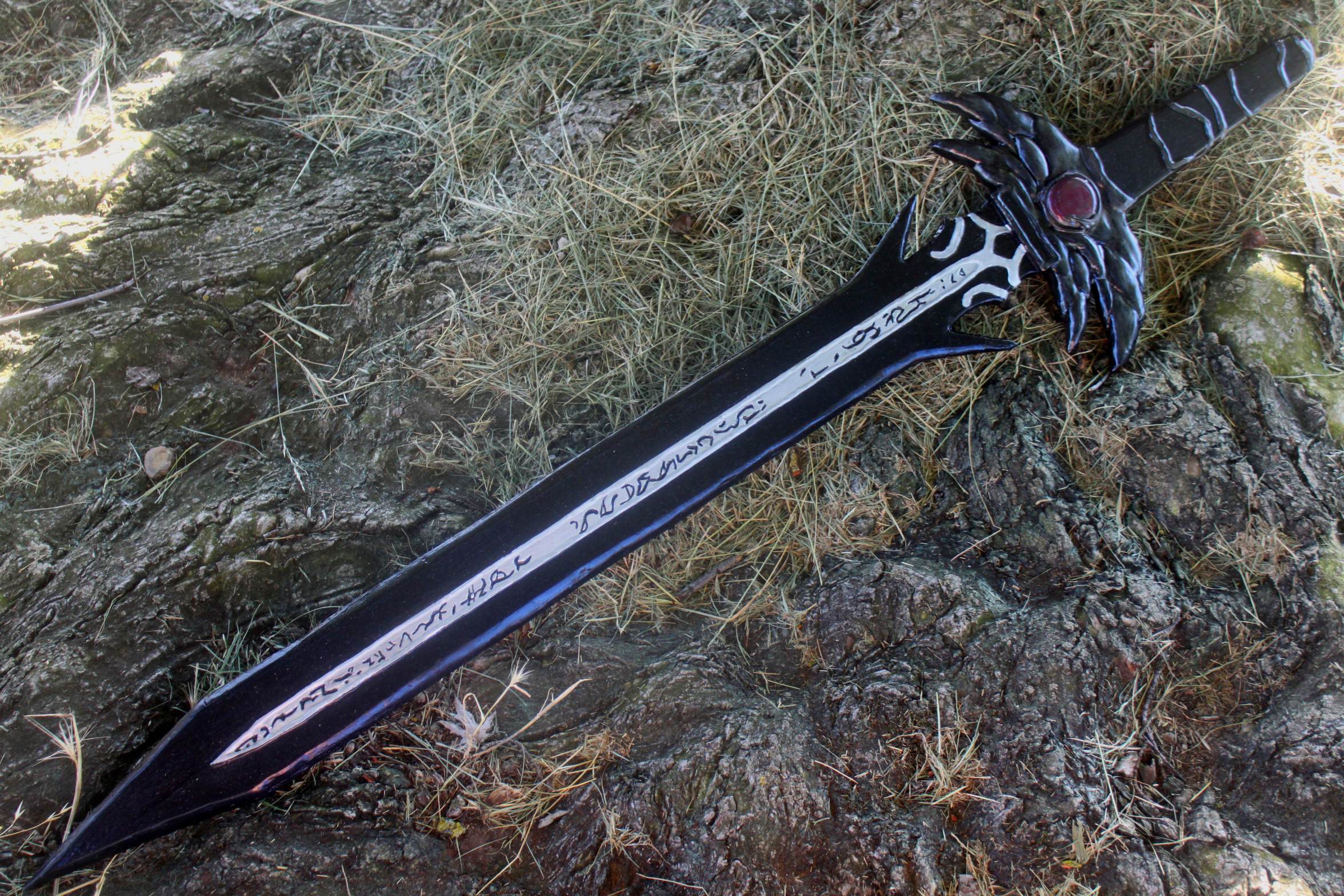 Валюта темный меч. Меч Англахель. Stormbringer меч. Красивые мечи. Самые крутые мечи.
