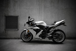 Yamaha R1 _2_