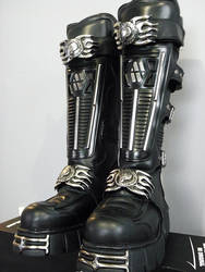 New Rock Boots