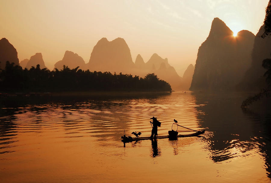 Break of day on the Li Jiang