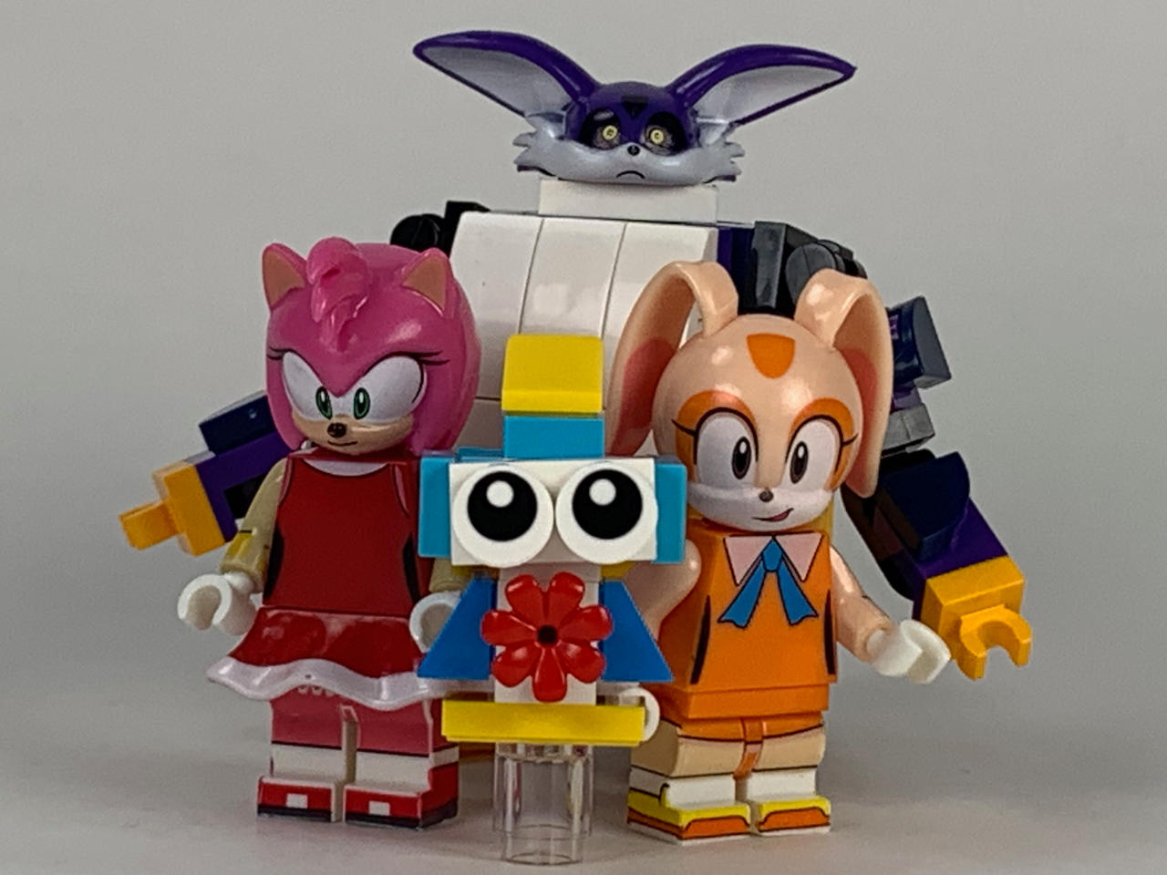 LEGO Sonic Heroes Team Rose by TYLeg0Lord22 on DeviantArt