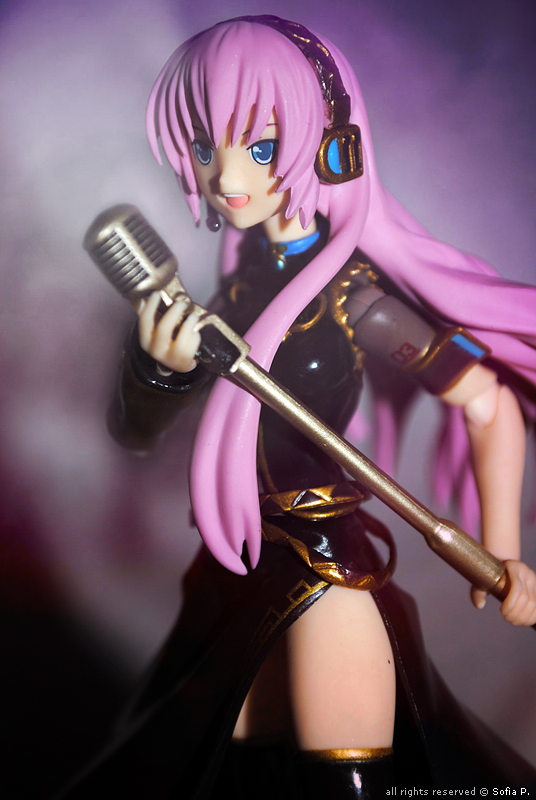 Megurine Luka figure