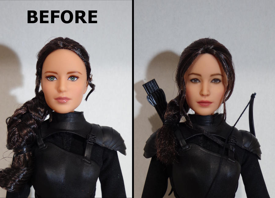 Barbie Collector Edition The Hunger Games Katniss Everdeen ( Jennifer  Lawrence ) - Arte em Miniaturas