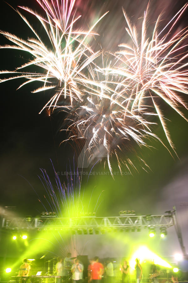 Fireworks Deviantart Fireworks by lensart08 on DeviantArt