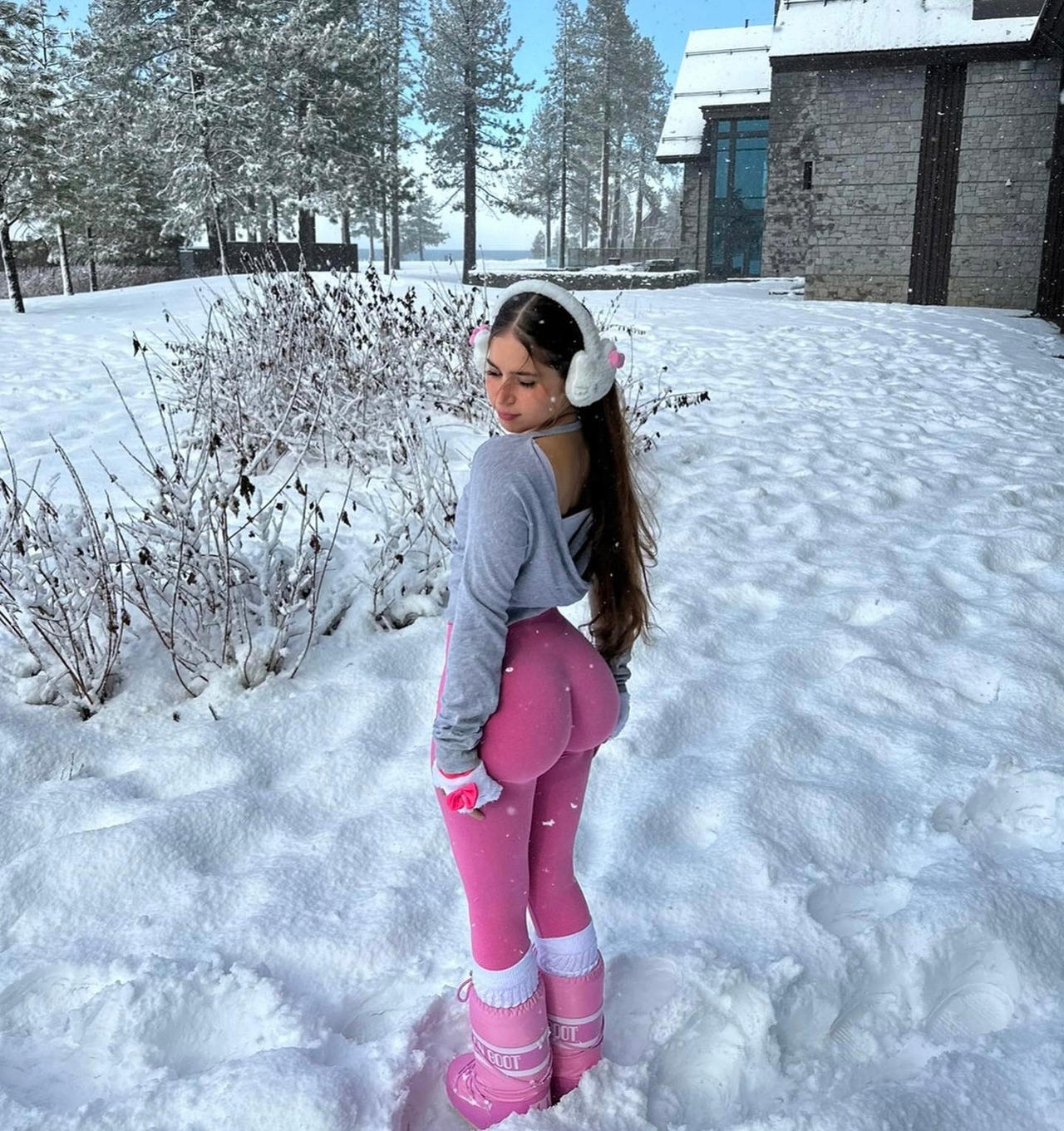 very hot by cookmaseter23 on DeviantArt