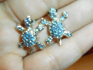 blue turtle earrings