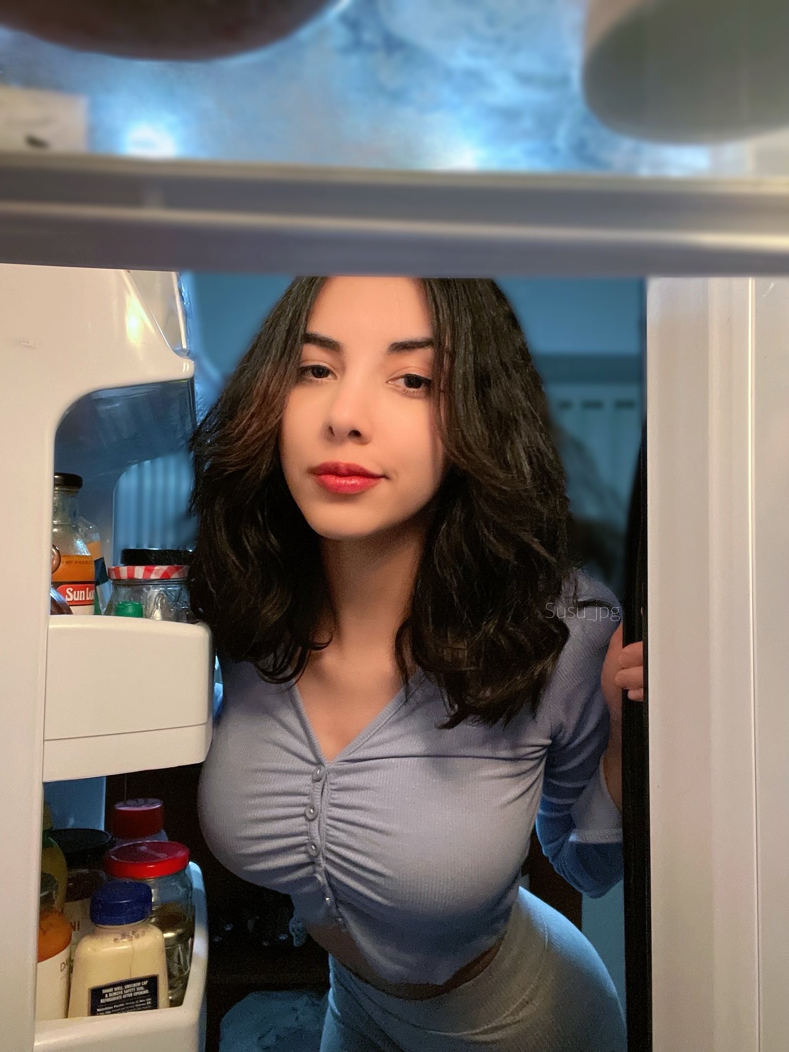 Giantess Susu Unaware Vore (Food TF+Vore+Disposal) by