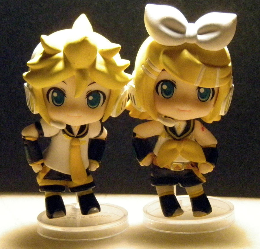 Len And Ryn Len and Rin by Kimiki14 on DeviantArt