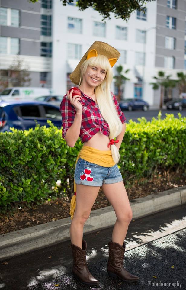 AppleJack Cosplay