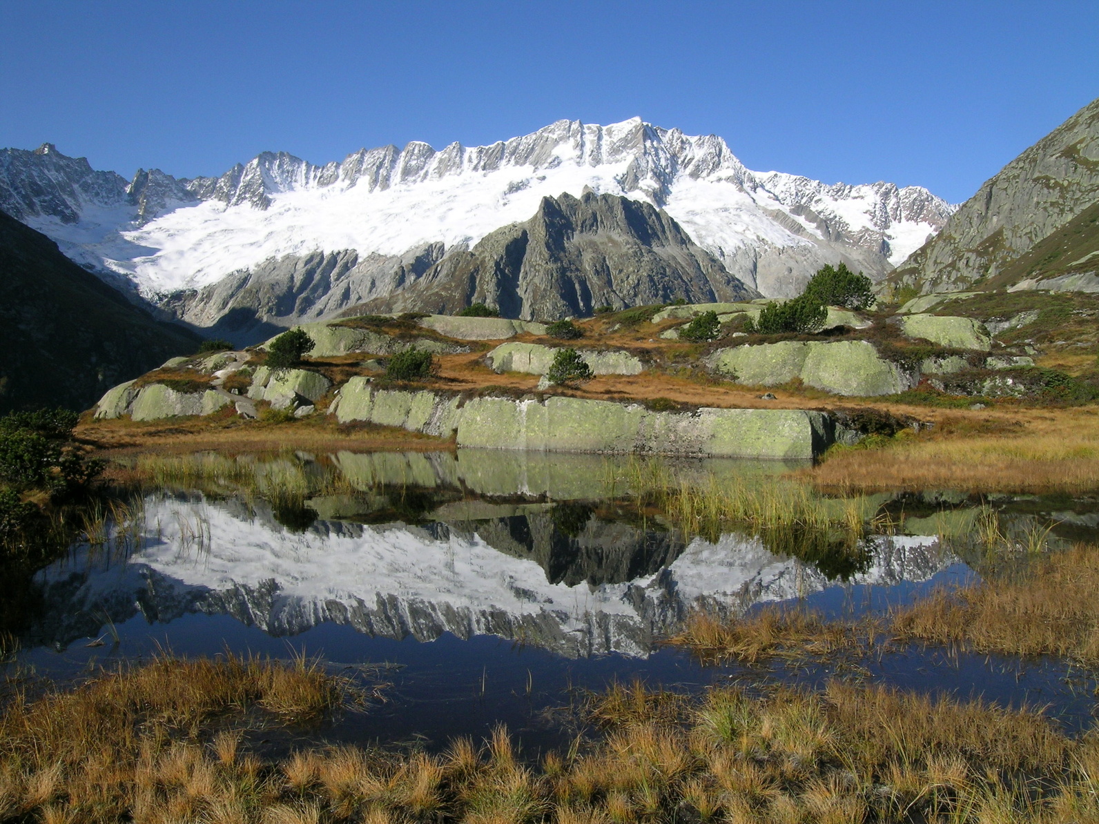 Mountain Reflection 4708312