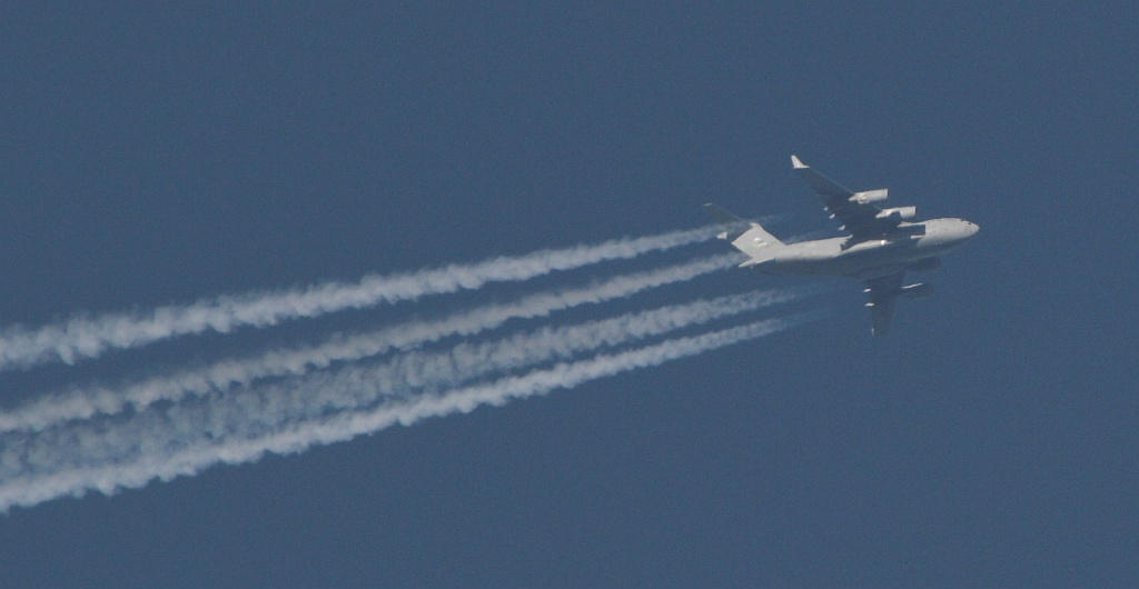 High Altitude Boeing C17 Globemaster III By Aardbewoner On DeviantArt high-altitude-boeing-c17-globemaster-iii-by-aardbewoner-on-deviantart